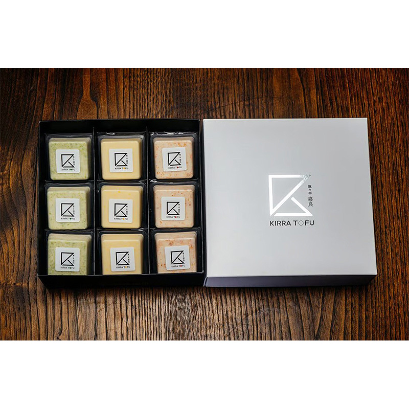 ＜送料別＞喜良豆富9個入り（寄付額165円）　＊桜海老、枝豆、とうもろこしを練りこみ風味と、とろける食感にこだわった、チーズのような舌触りが特徴な生豆富です。