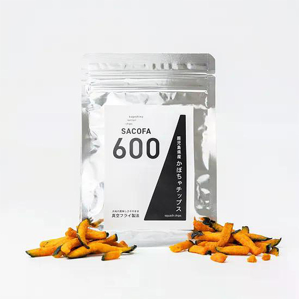＜送料込＞SACOFA600 鹿児島産かぼちゃチップス（寄付額30円）　＊真空フライ製法で栄養素を凝縮し、軽くてサクッとした食感のチップスです。